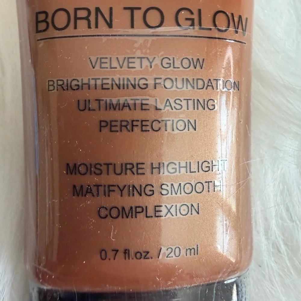 🩷5/$10 Illuminator Liquid Foundation - Brown